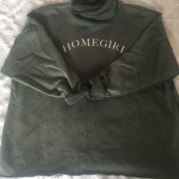 aerie turtleneck sweatshirt oversized - Picture 3 of 3